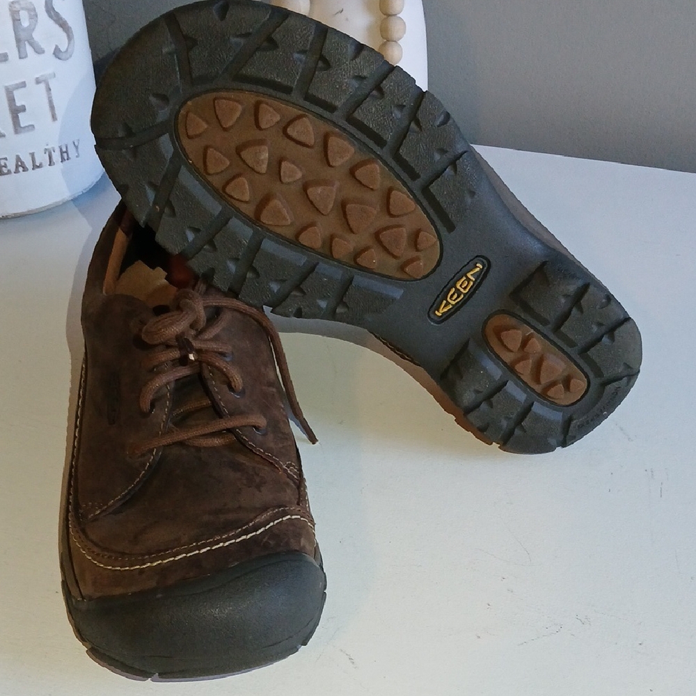Keen Brown Leather Oxfords with Rubber Sole and Lace-Up Design, Women's 10.5 - Picture 4 of 5